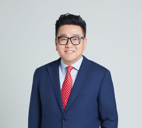 조강희 대표이사 / CEO